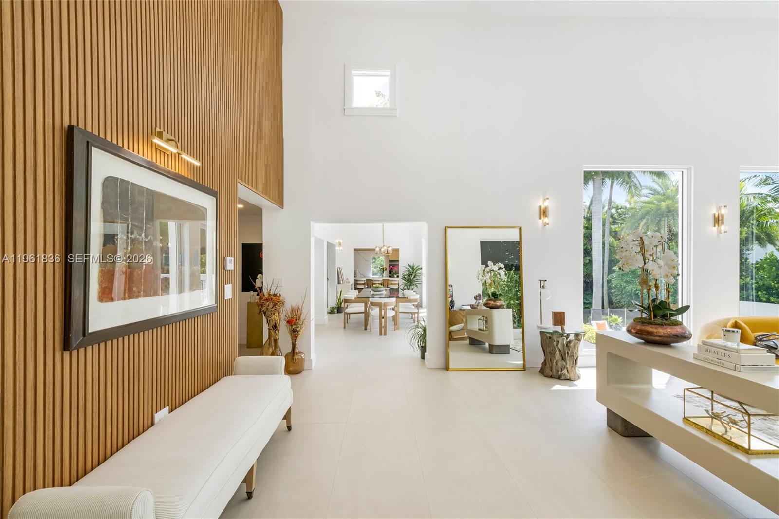 279 Galeon Ct Coral Gables, FL 33143