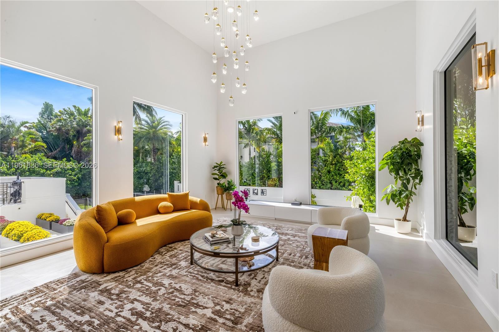 279 Galeon Ct Coral Gables, FL 33143