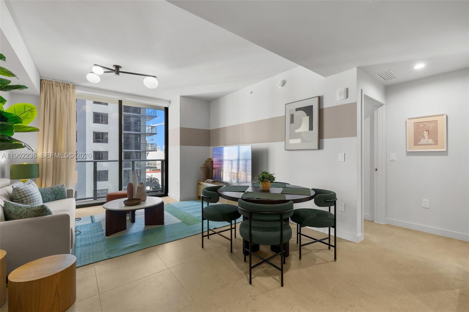 image The Crosby Miami Worldcenter11