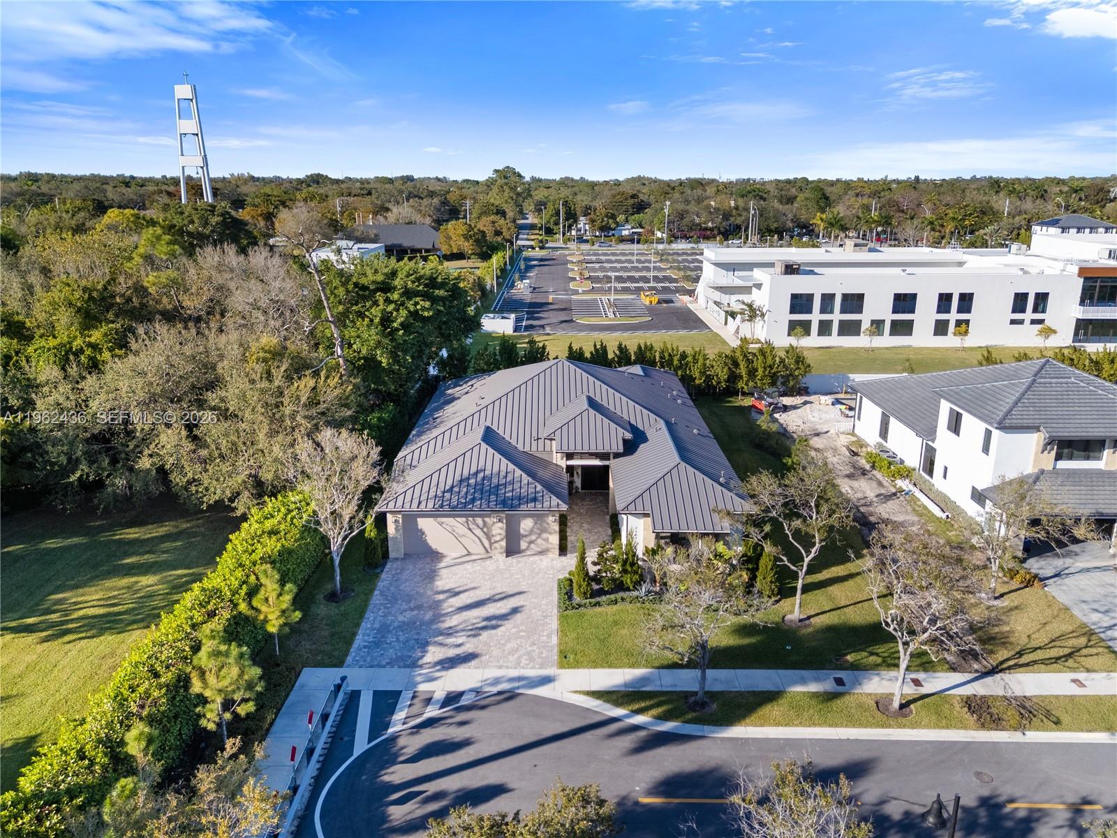 7387 SW 74th Ln Miami, FL 33143