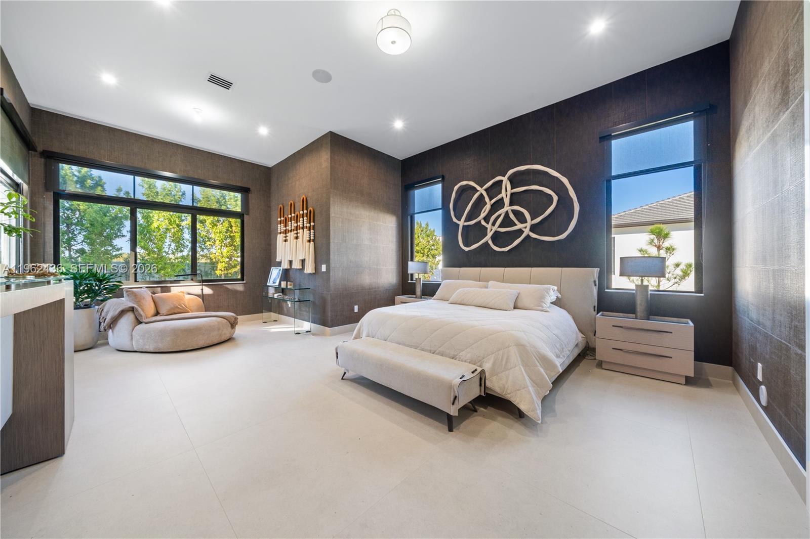 7387 SW 74th Ln Miami, FL 33143