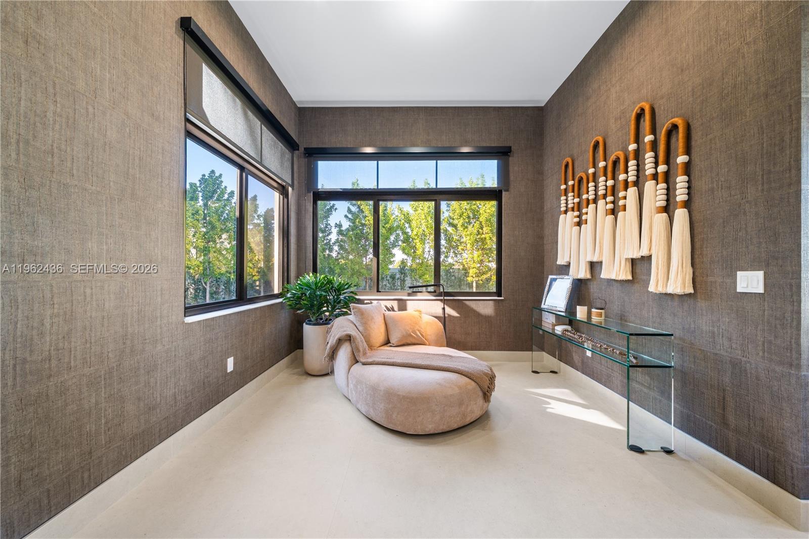 7387 SW 74th Ln Miami, FL 33143