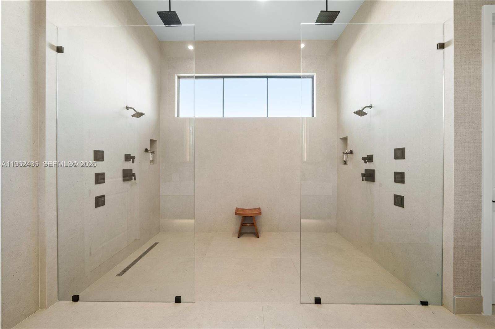 7387 SW 74th Ln Miami, FL 33143