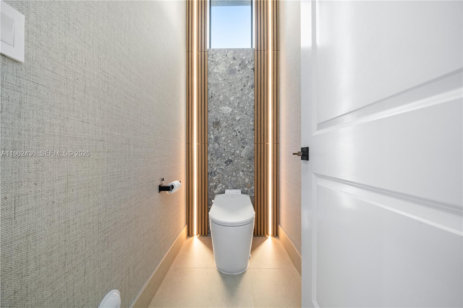 7387 SW 74th Ln Miami, FL 33143