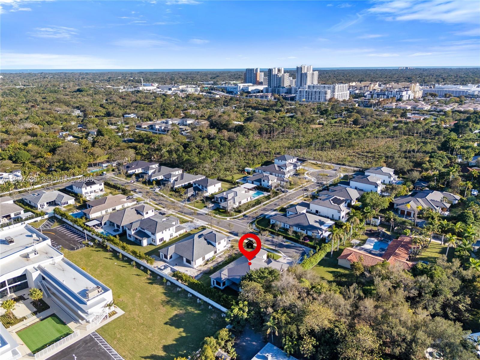 7387 SW 74th Ln Miami, FL 33143