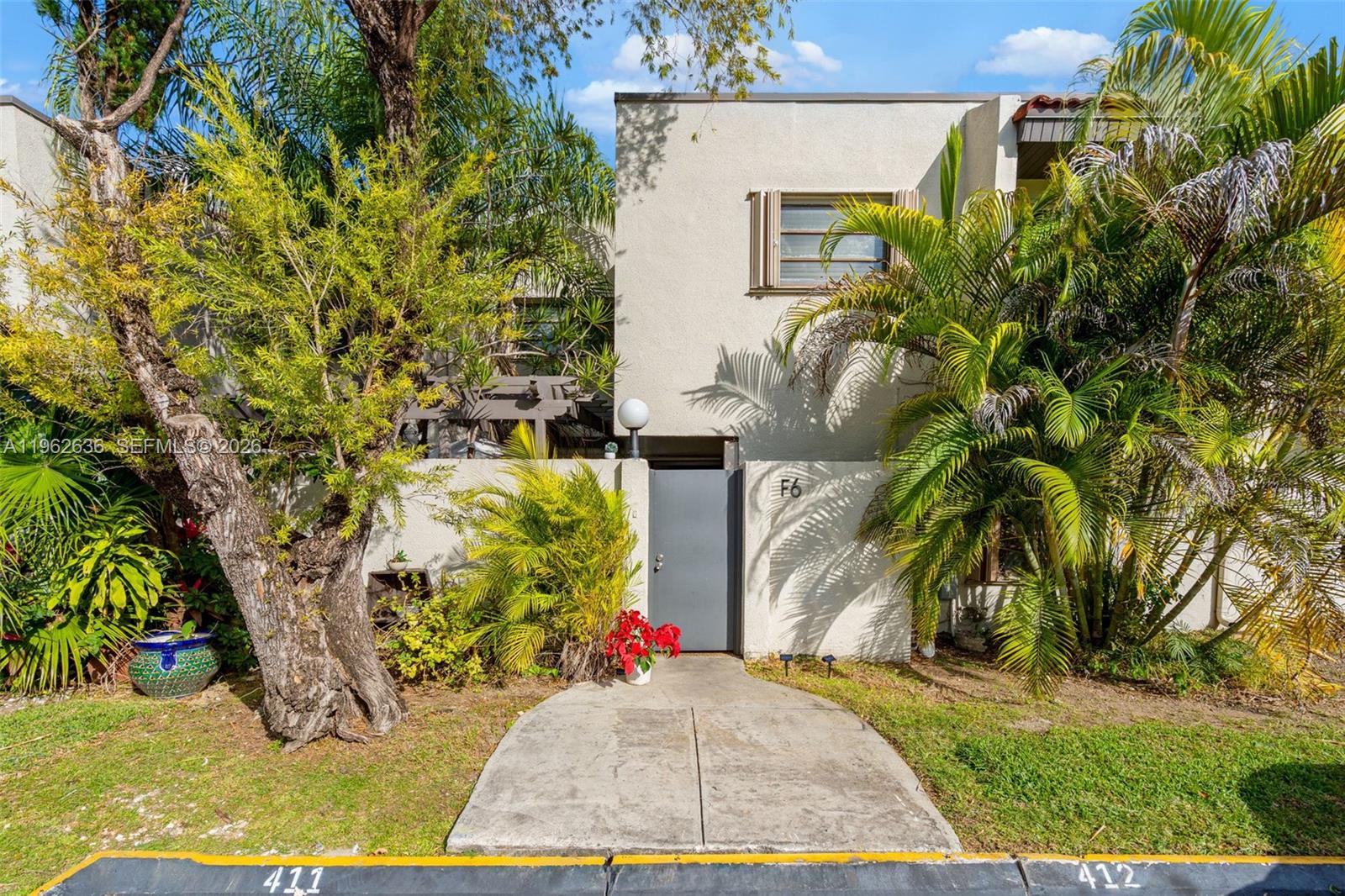 4726 SW 67th Ave #F6