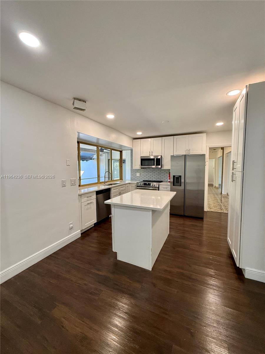 4917 W Park Rd Hollywood, FL 33021