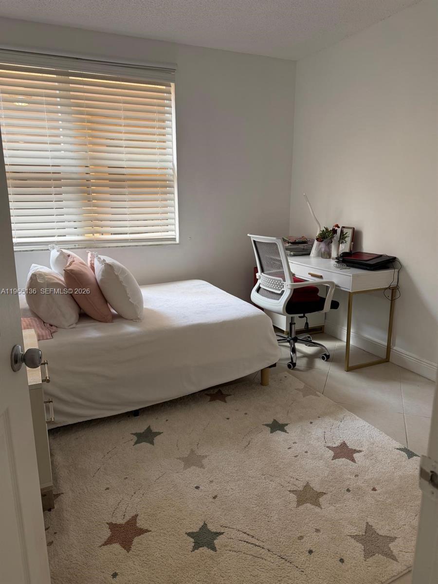 image Porto Bellagio Condo11