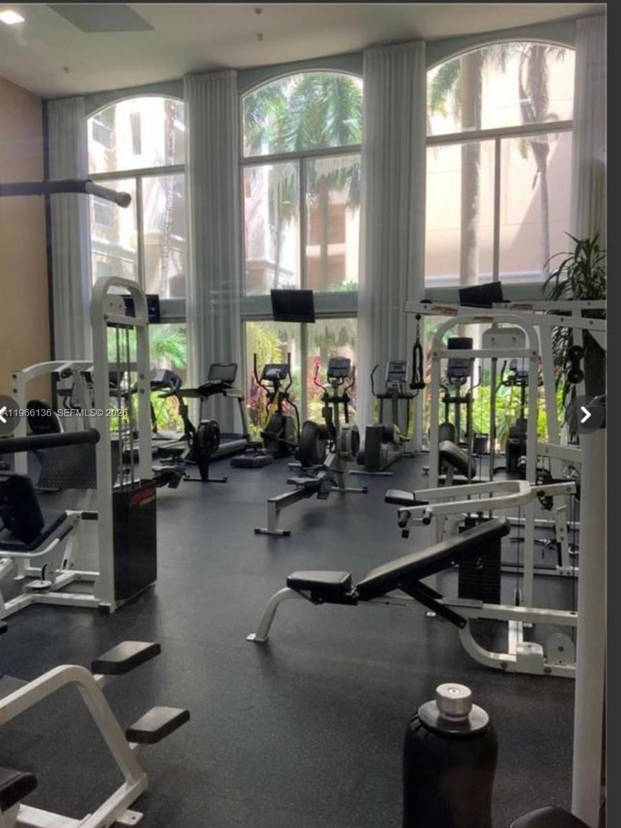 image Porto Bellagio Condo6