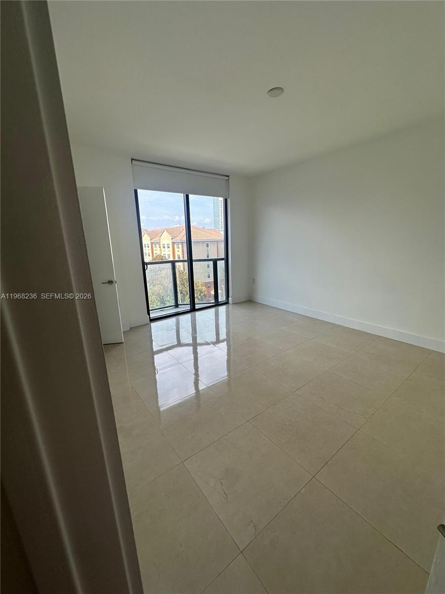 image Cassa Brickell4