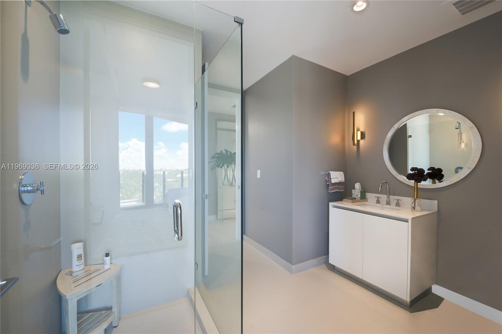 image Park Grove Club Residences11