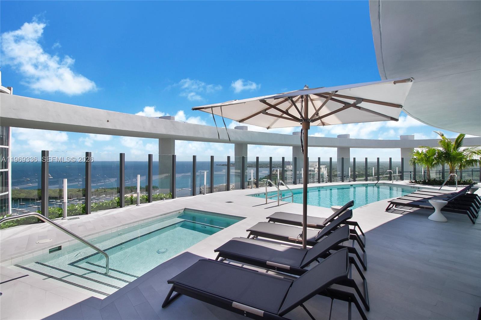 image Park Grove Club Residences22