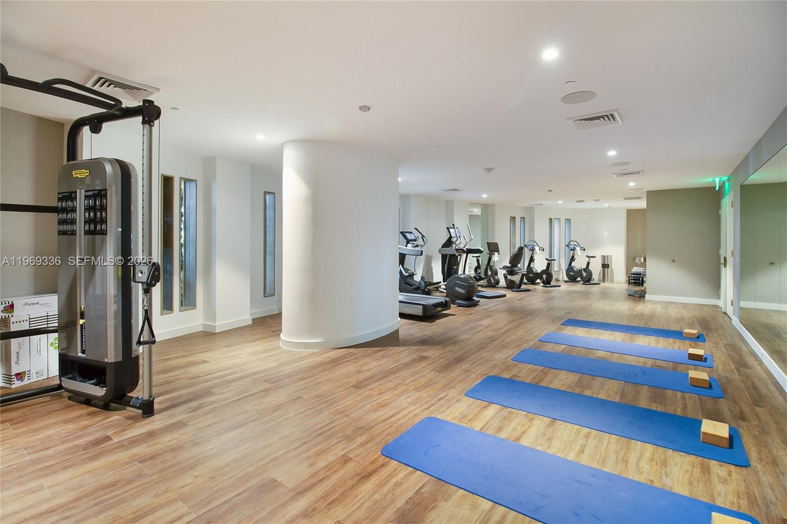 image Park Grove Club Residences26