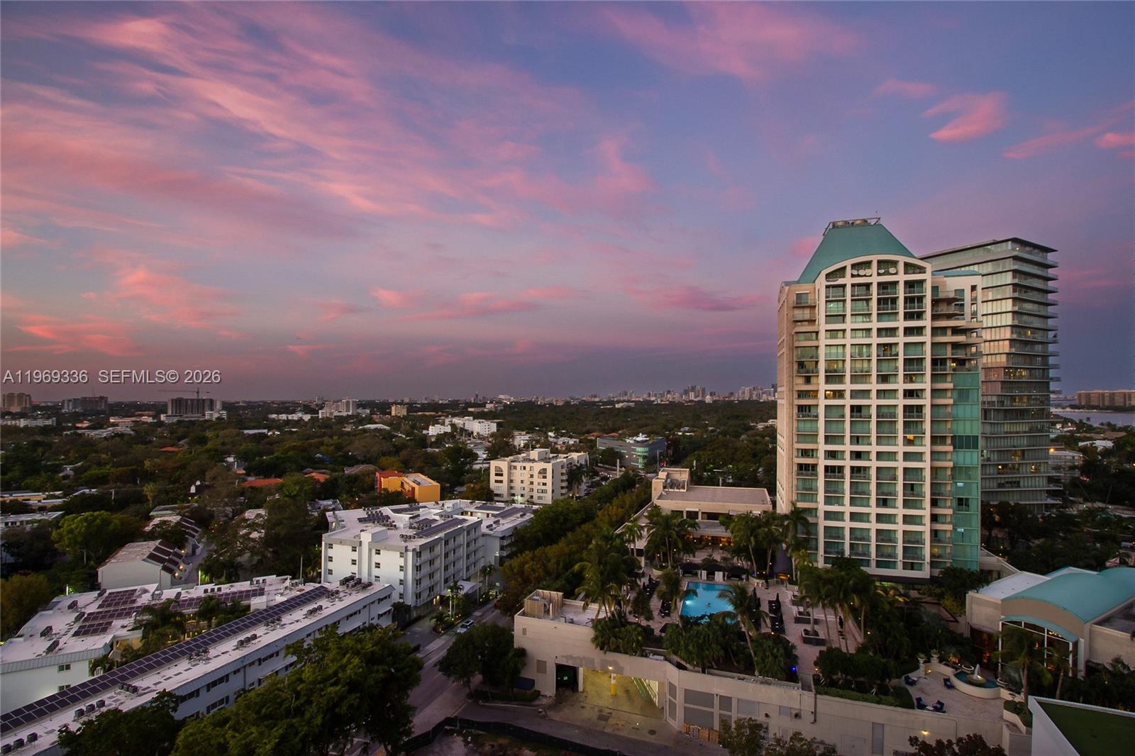 image Park Grove Club Residences5