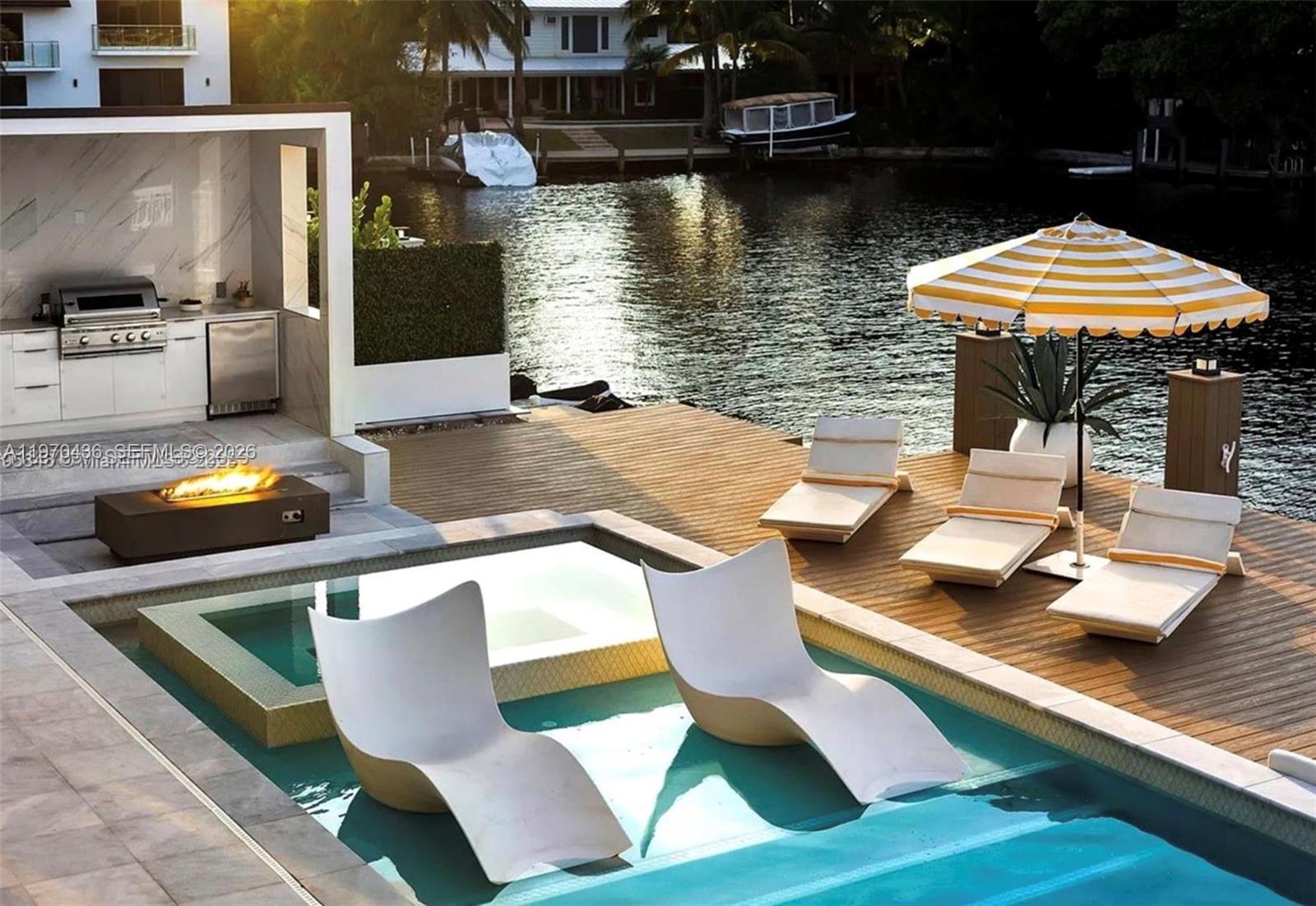 2225 NE 19th St Fort Lauderdale, FL 33305