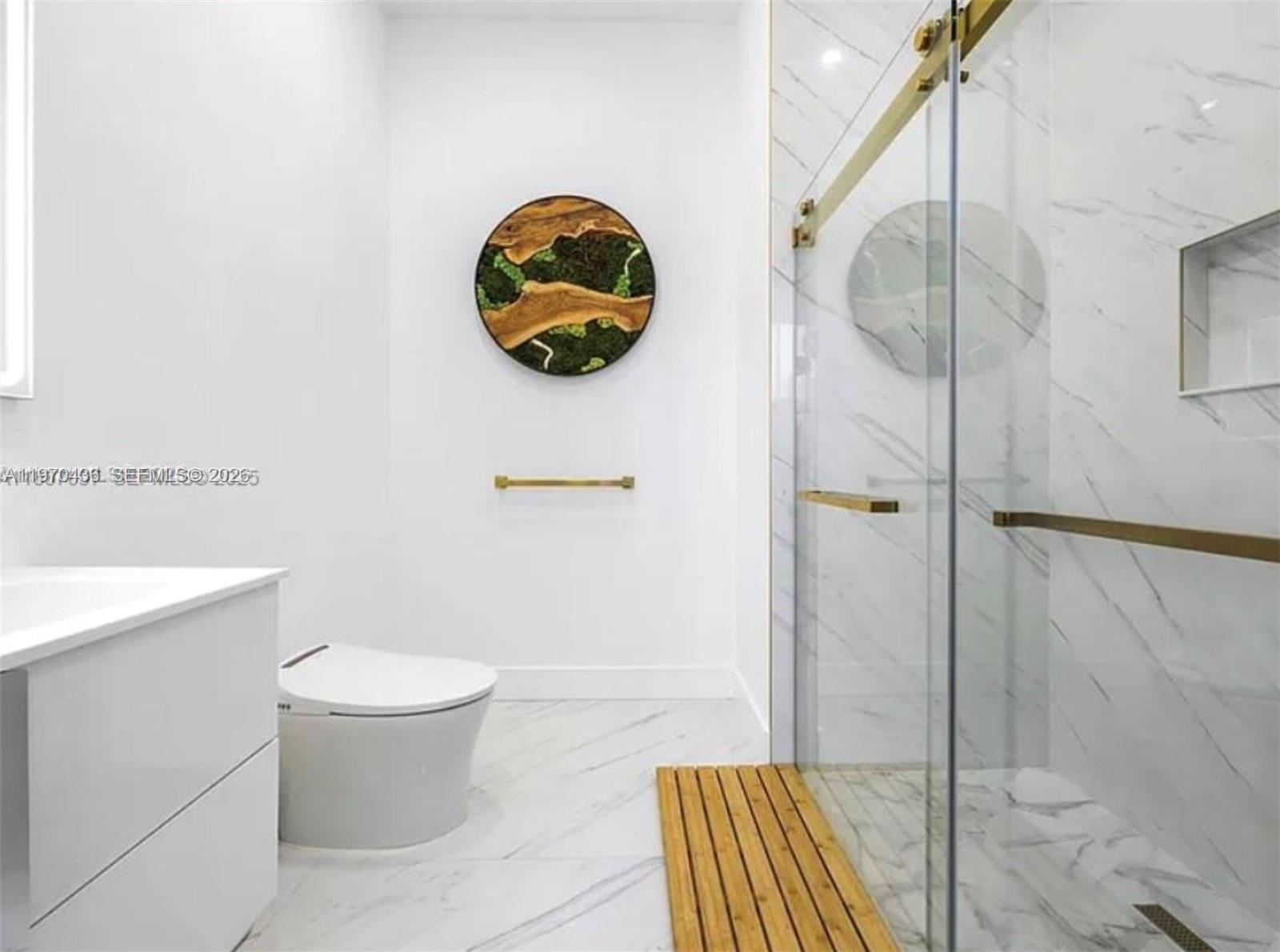 2225 NE 19th St Fort Lauderdale, FL 33305