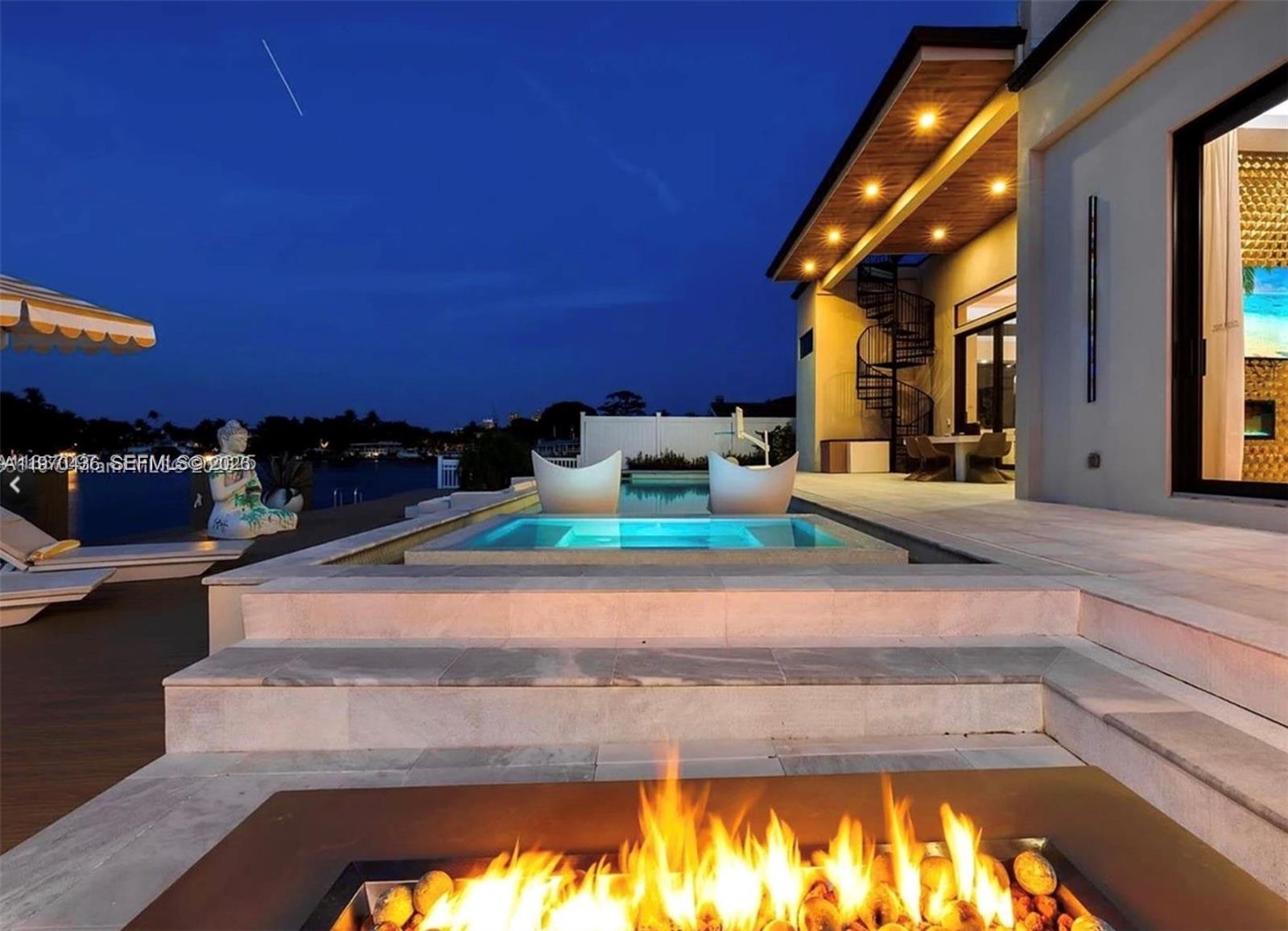 2225 NE 19th St Fort Lauderdale, FL 33305