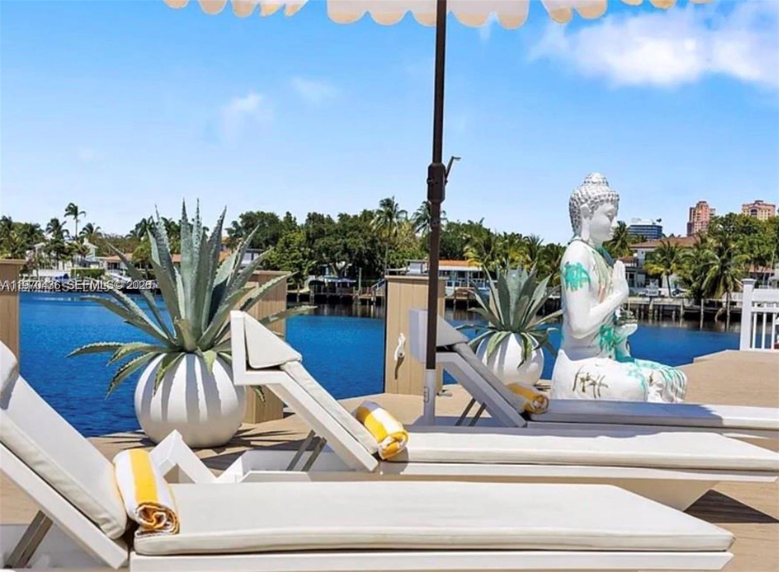 2225 NE 19th St Fort Lauderdale, FL 33305