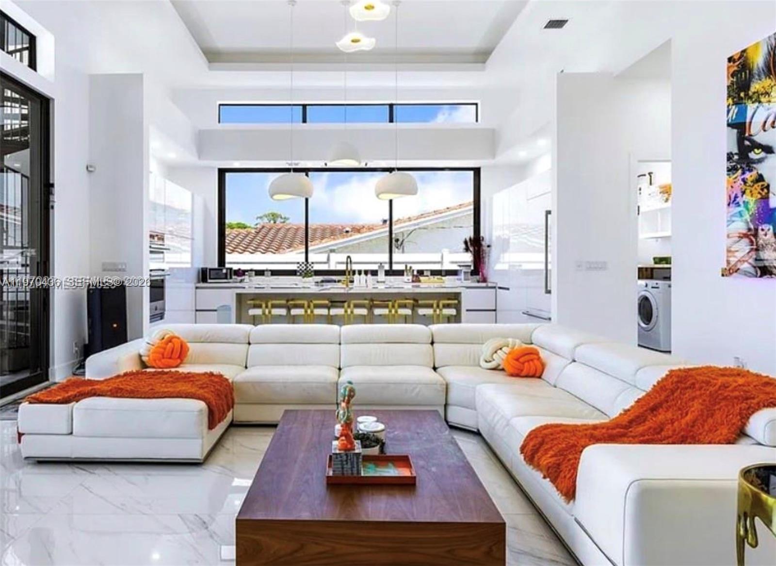 2225 NE 19th St Fort Lauderdale, FL 33305