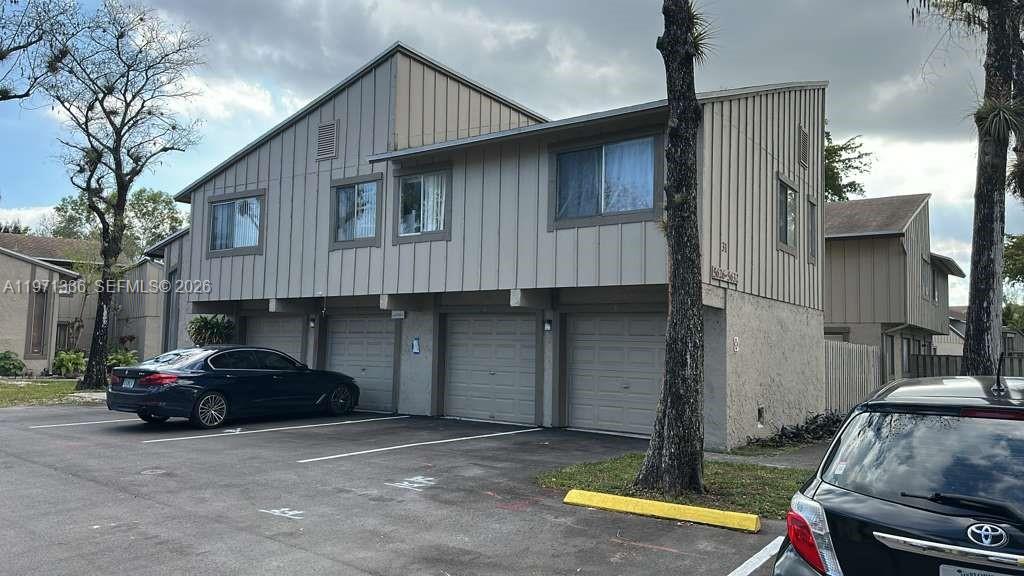 5630 NW 21st St #31-C