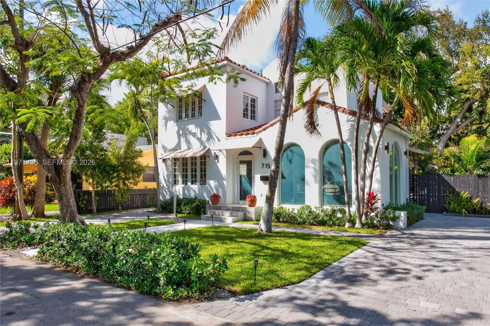 715 NE 70th St Miami, FL 33138