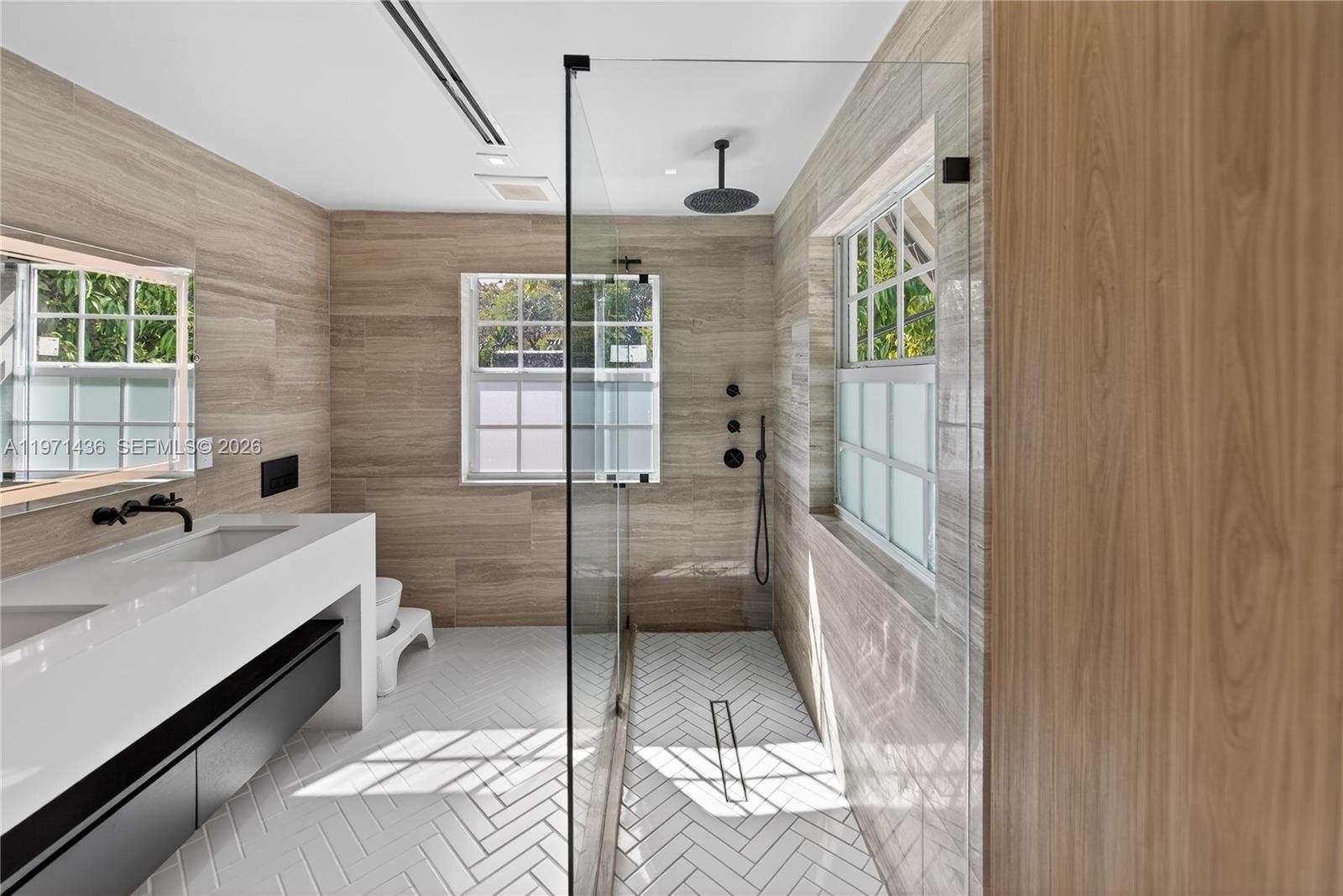 715 NE 70th St Miami, FL 33138