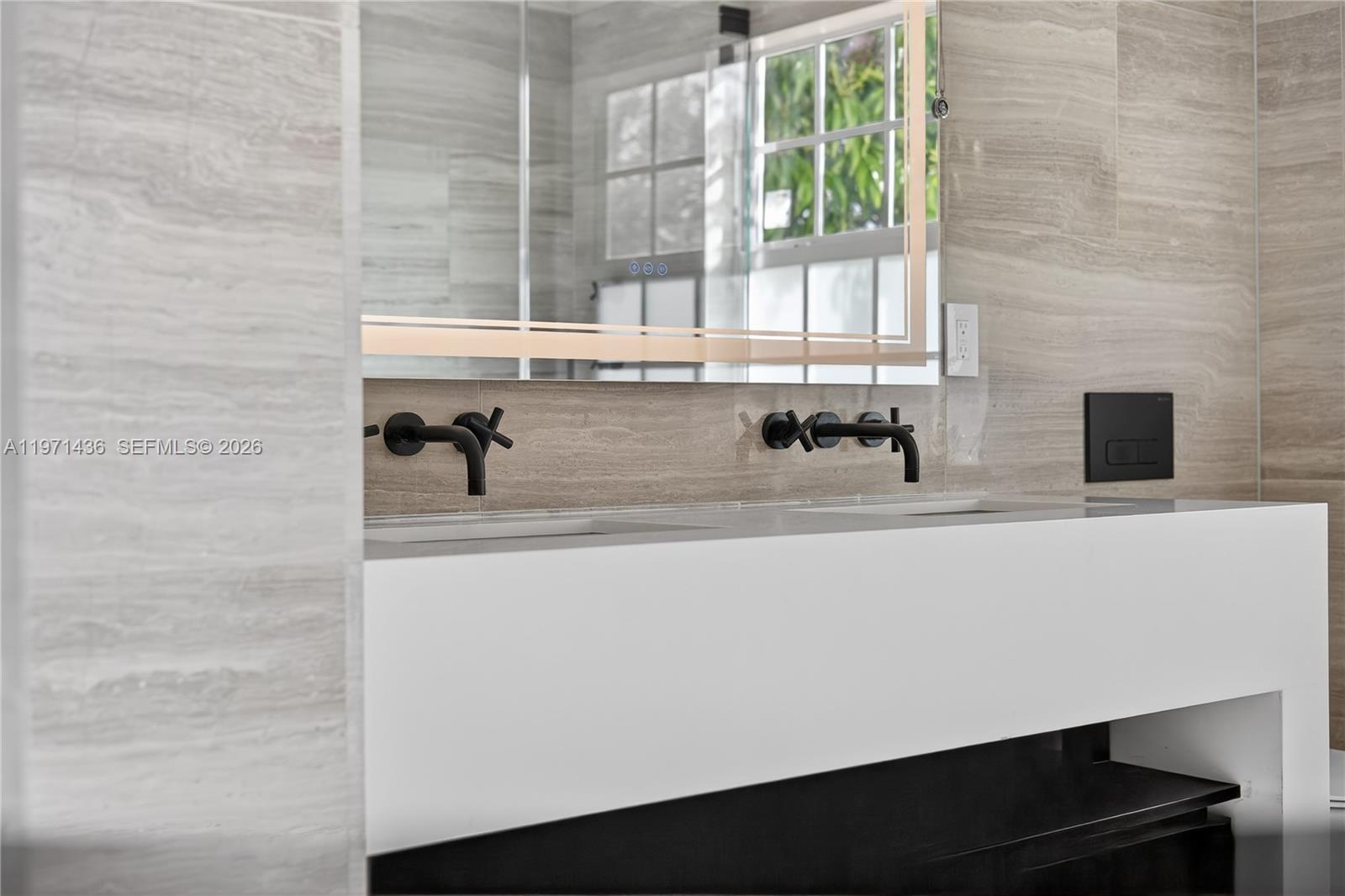 715 NE 70th St Miami, FL 33138