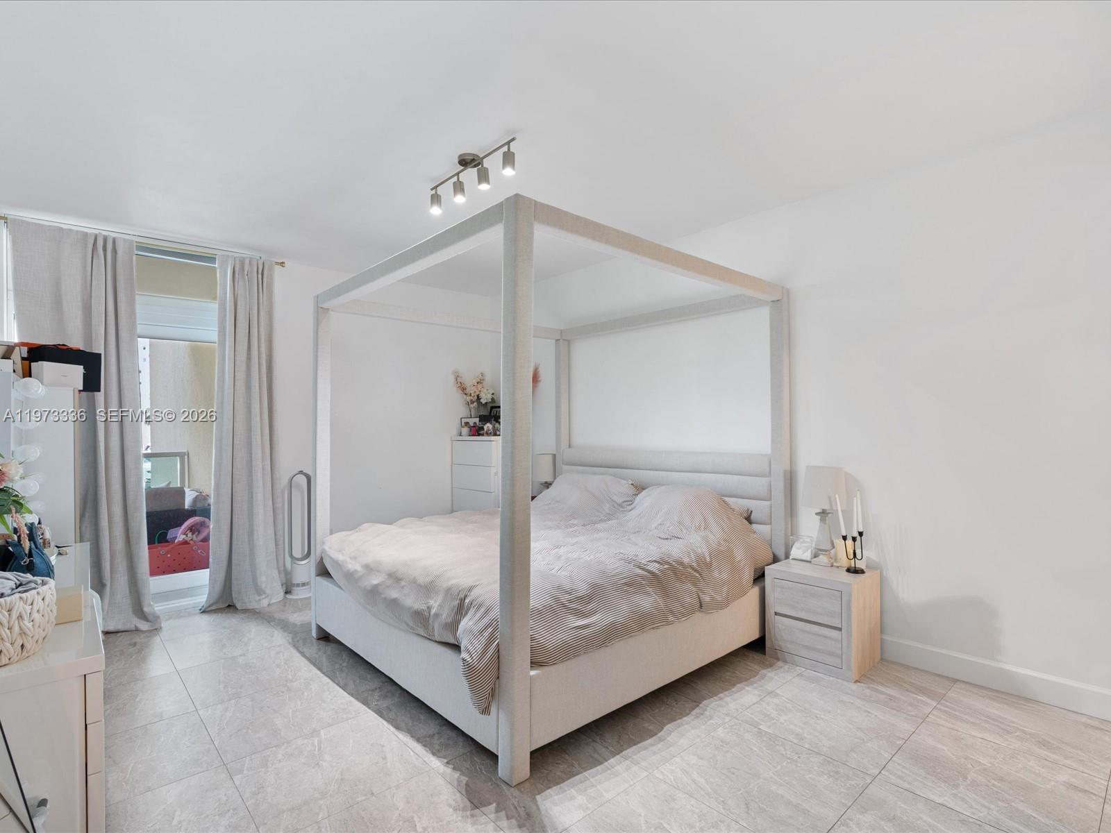 image Aventura Marina 114