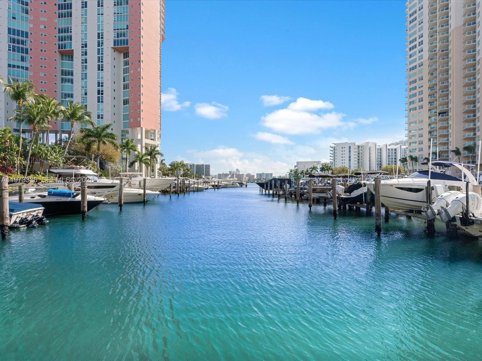 image Aventura Marina 130