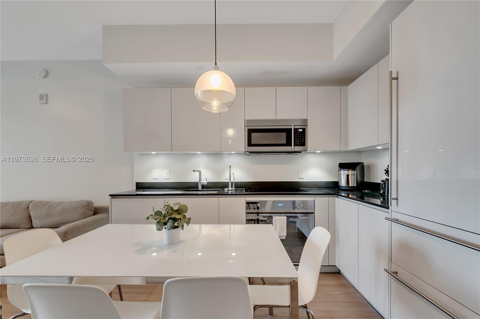 image 1010 Brickell3