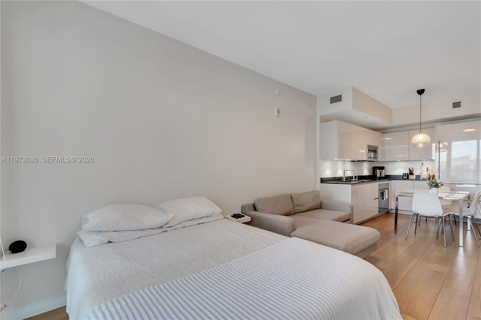 image 1010 Brickell4