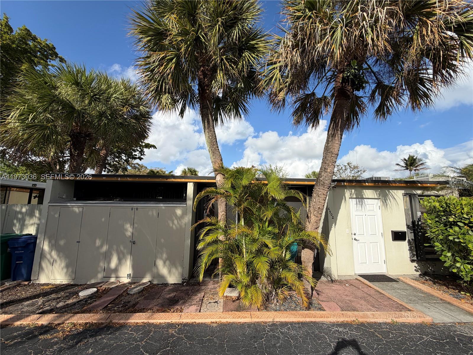 6502 Miami Lks Dr E #6502 Miami Lakes, FL 33014