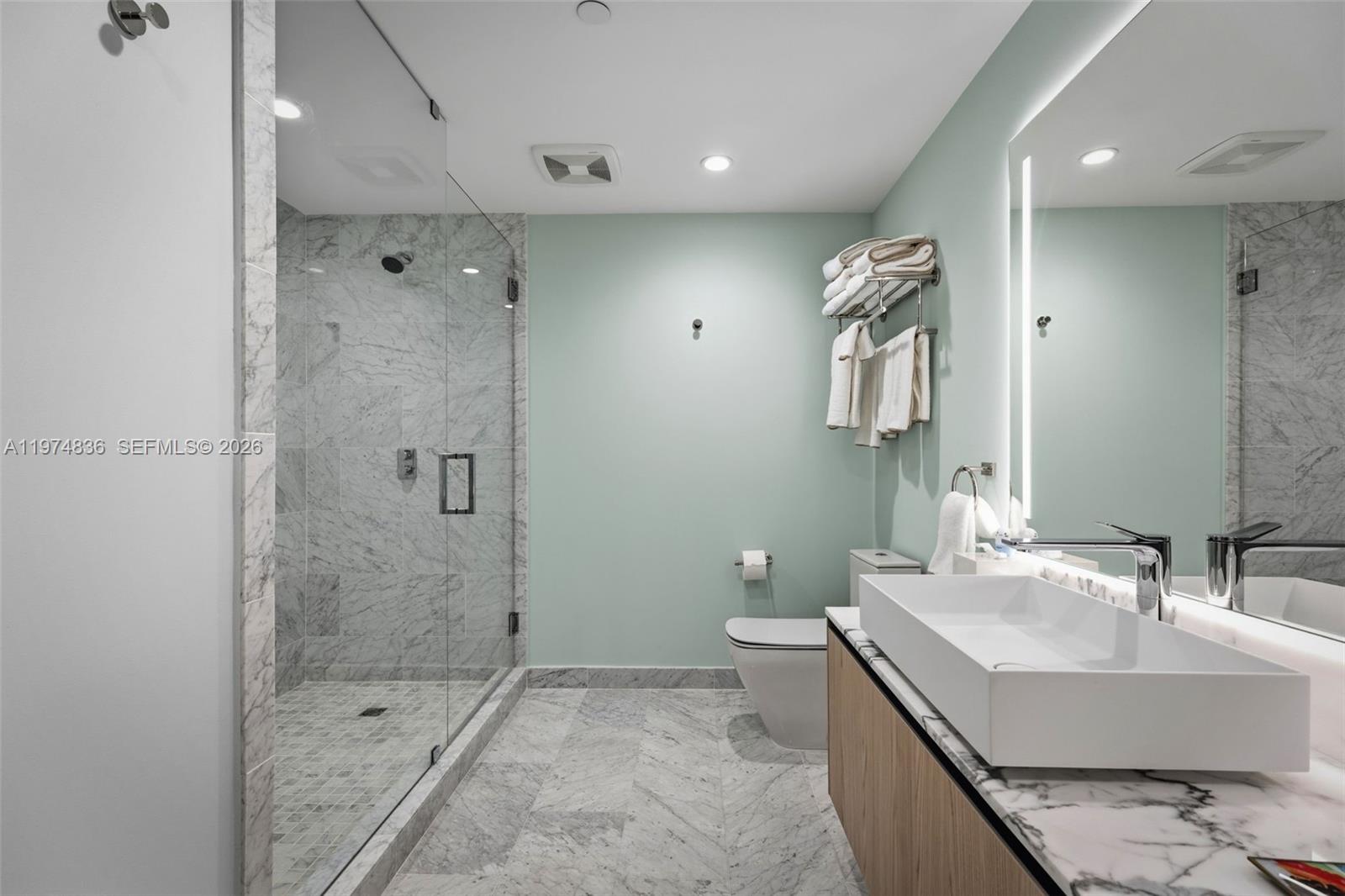 1135 103rd St #506 Bay Harbor Islands, FL 33154