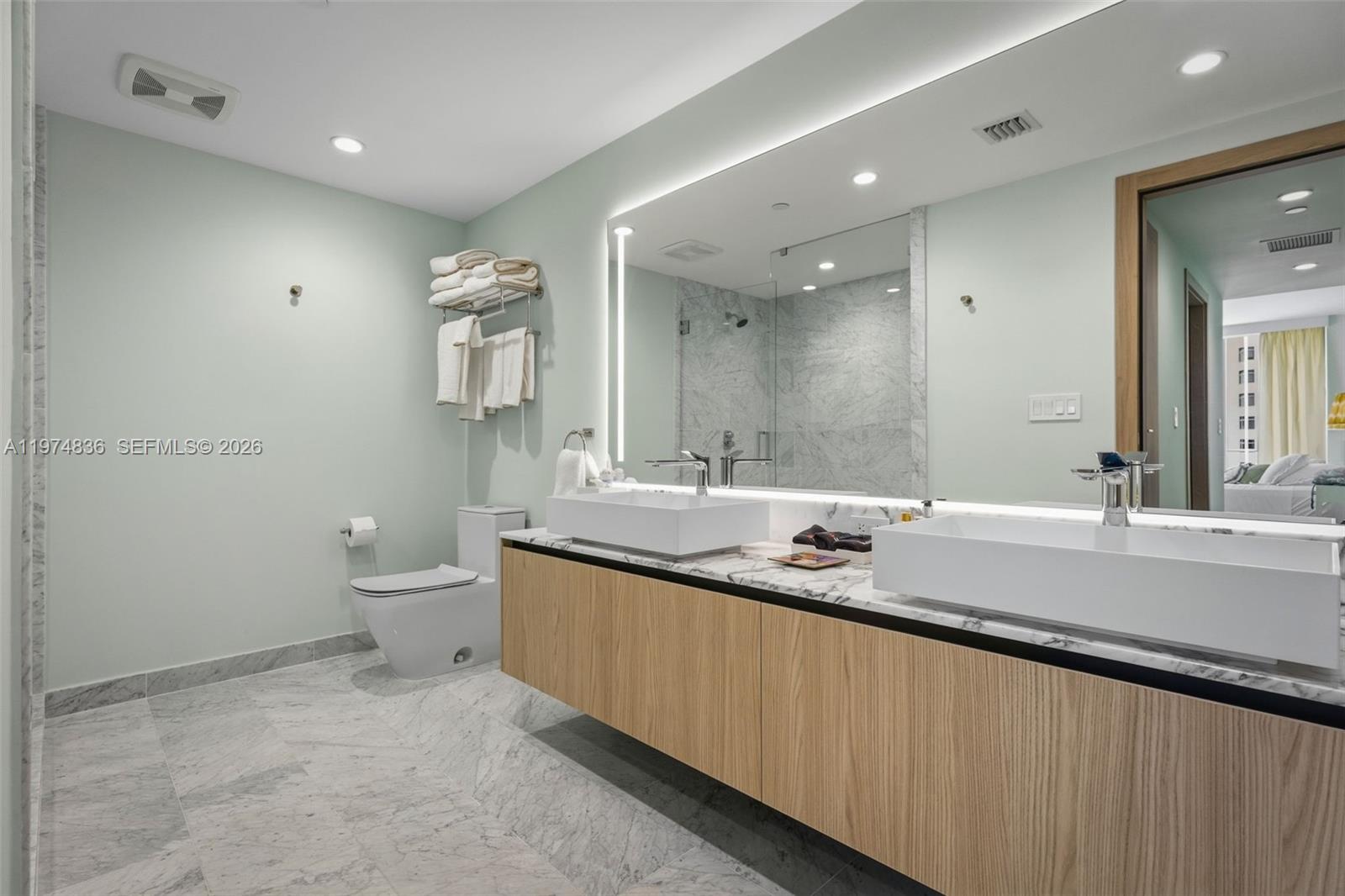 1135 103rd St #506 Bay Harbor Islands, FL 33154