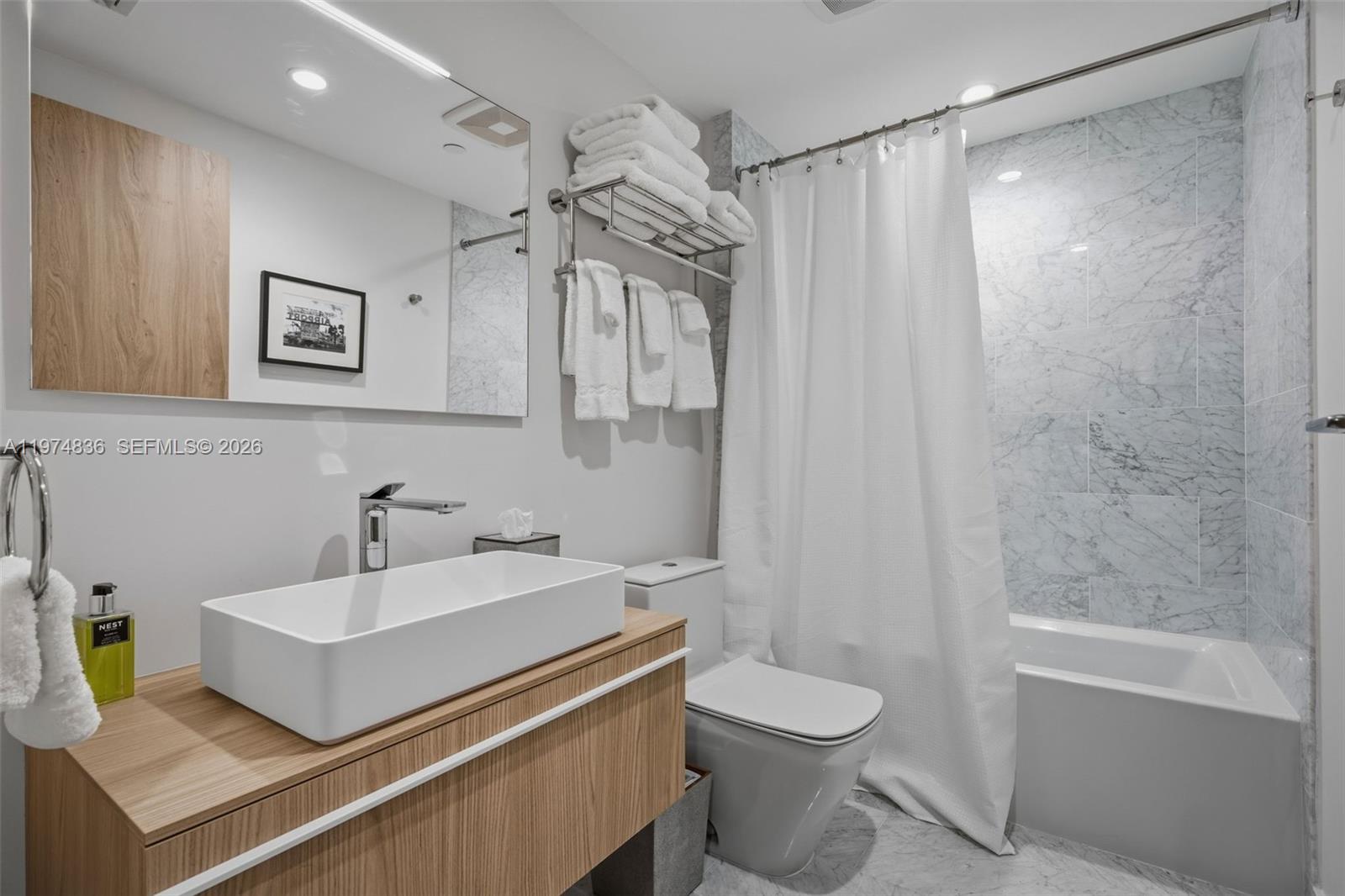 1135 103rd St #506 Bay Harbor Islands, FL 33154