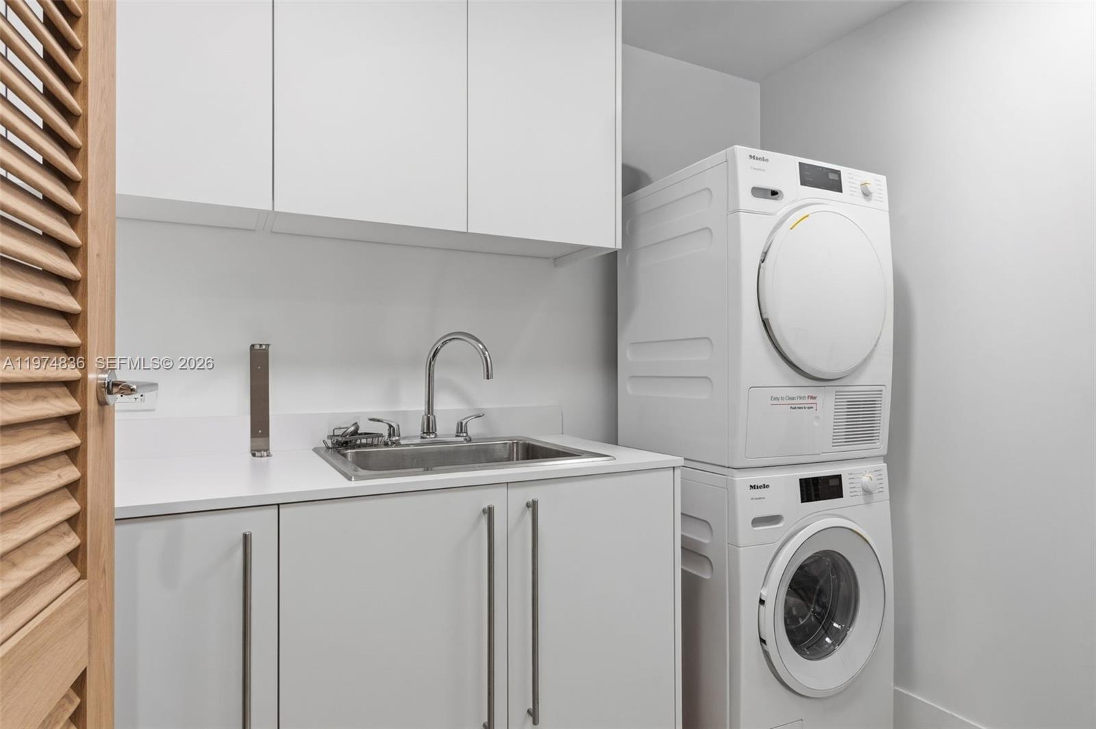 1135 103rd St #506 Bay Harbor Islands, FL 33154