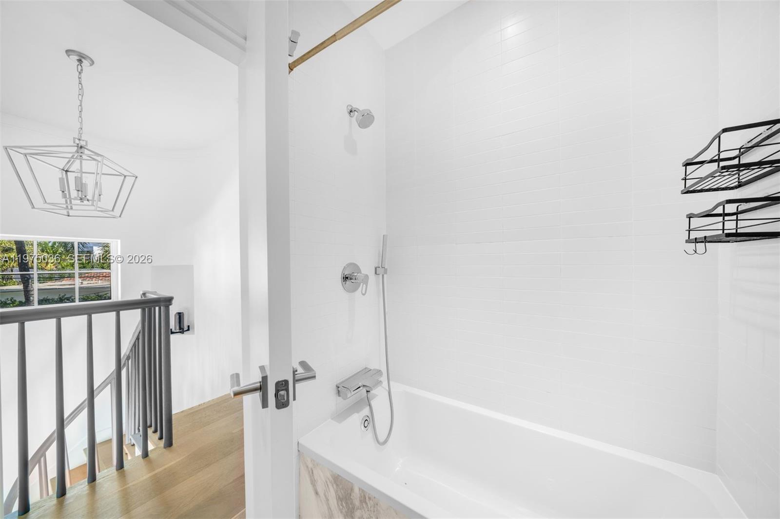 939 W 47th Ct Miami Beach, FL 33140