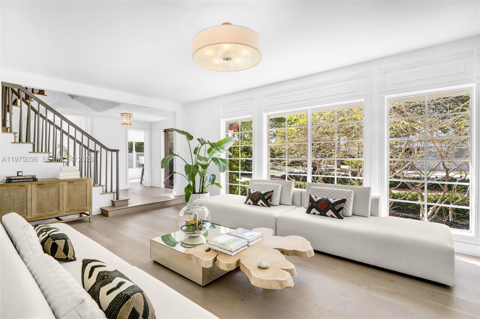 939 W 47th Ct Miami Beach, FL 33140