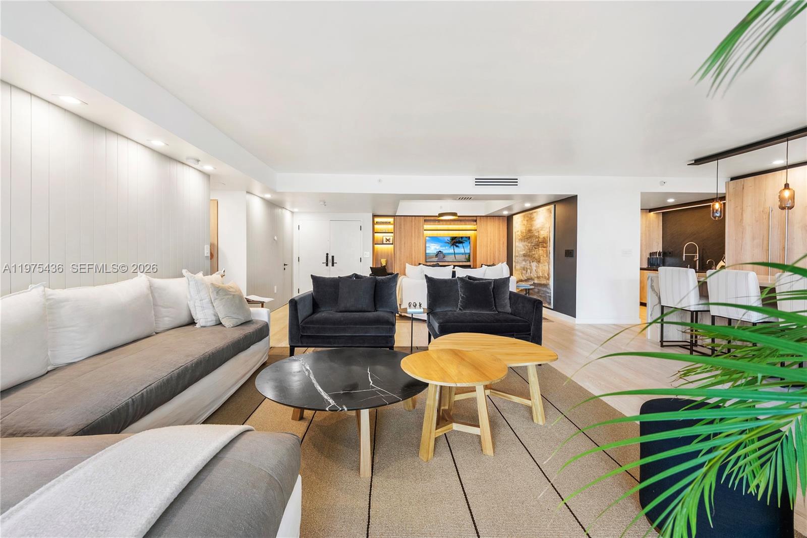 10205 Collins Ave #605 Bal Harbour, FL 33154