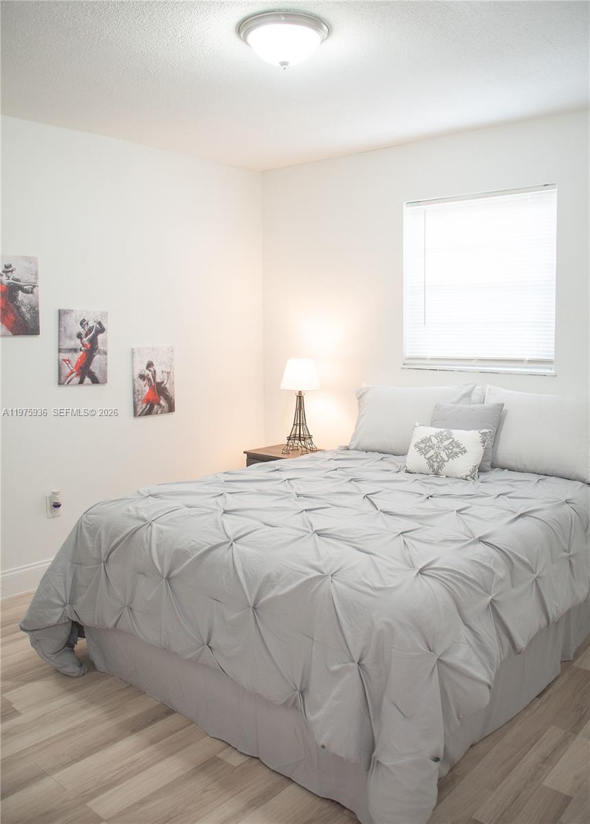 43 NW 41st St Miami, FL 33127