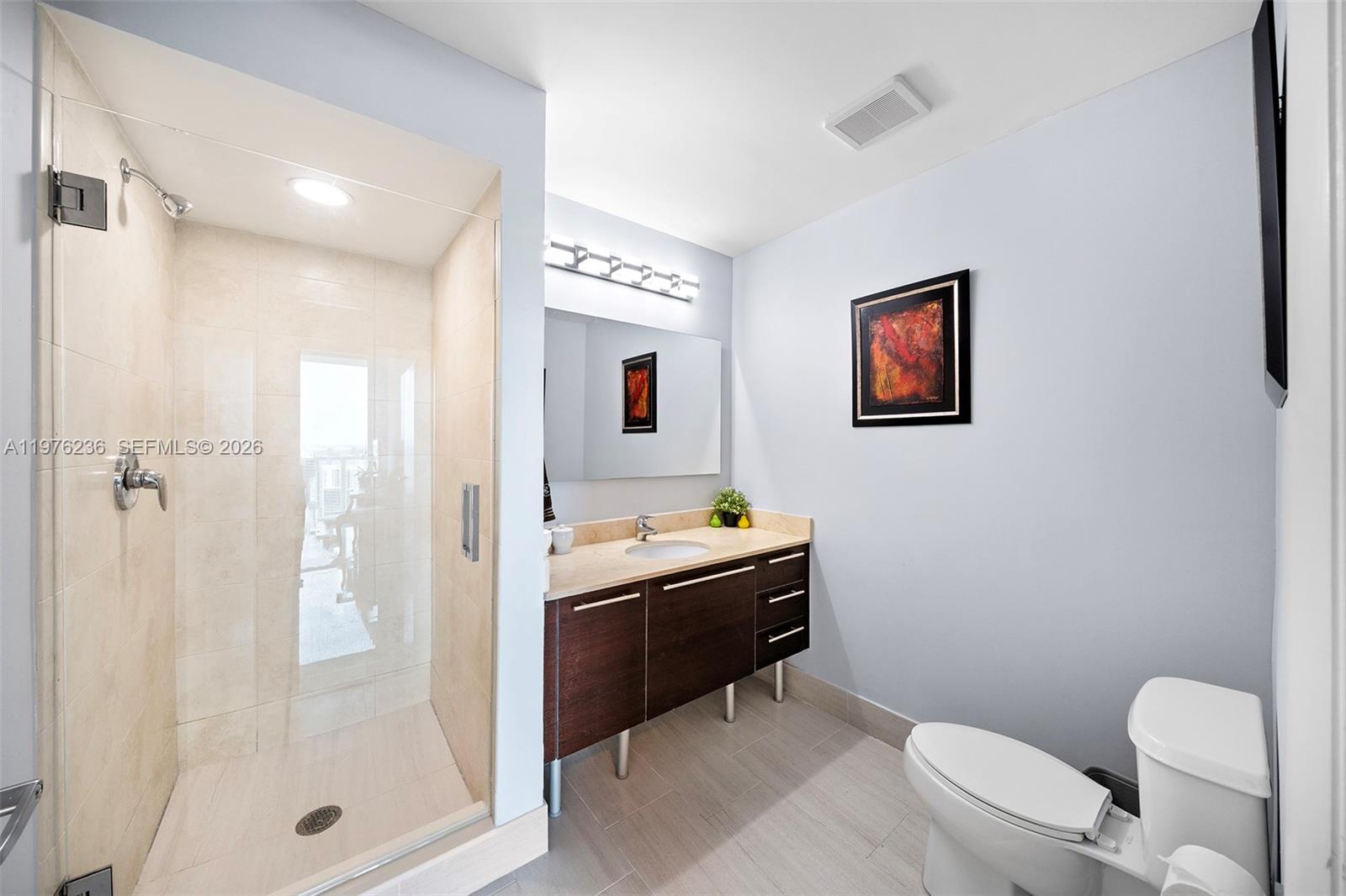 1900 N Bayshore Dr #2512 Miami, FL 33132