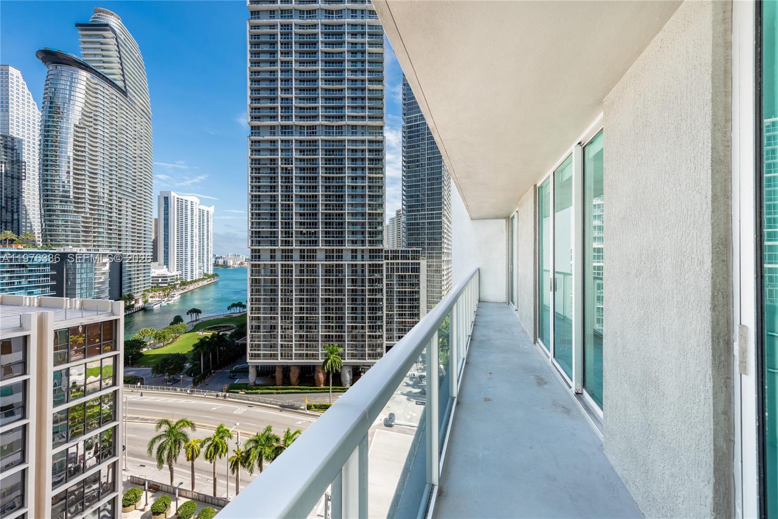 image 500 Brickell East1