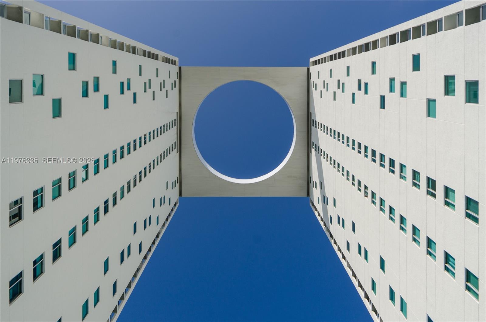 image 500 Brickell East5