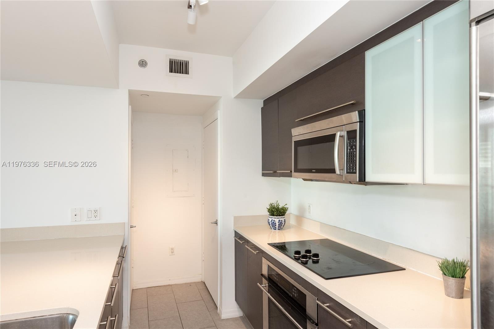 image 500 Brickell East6