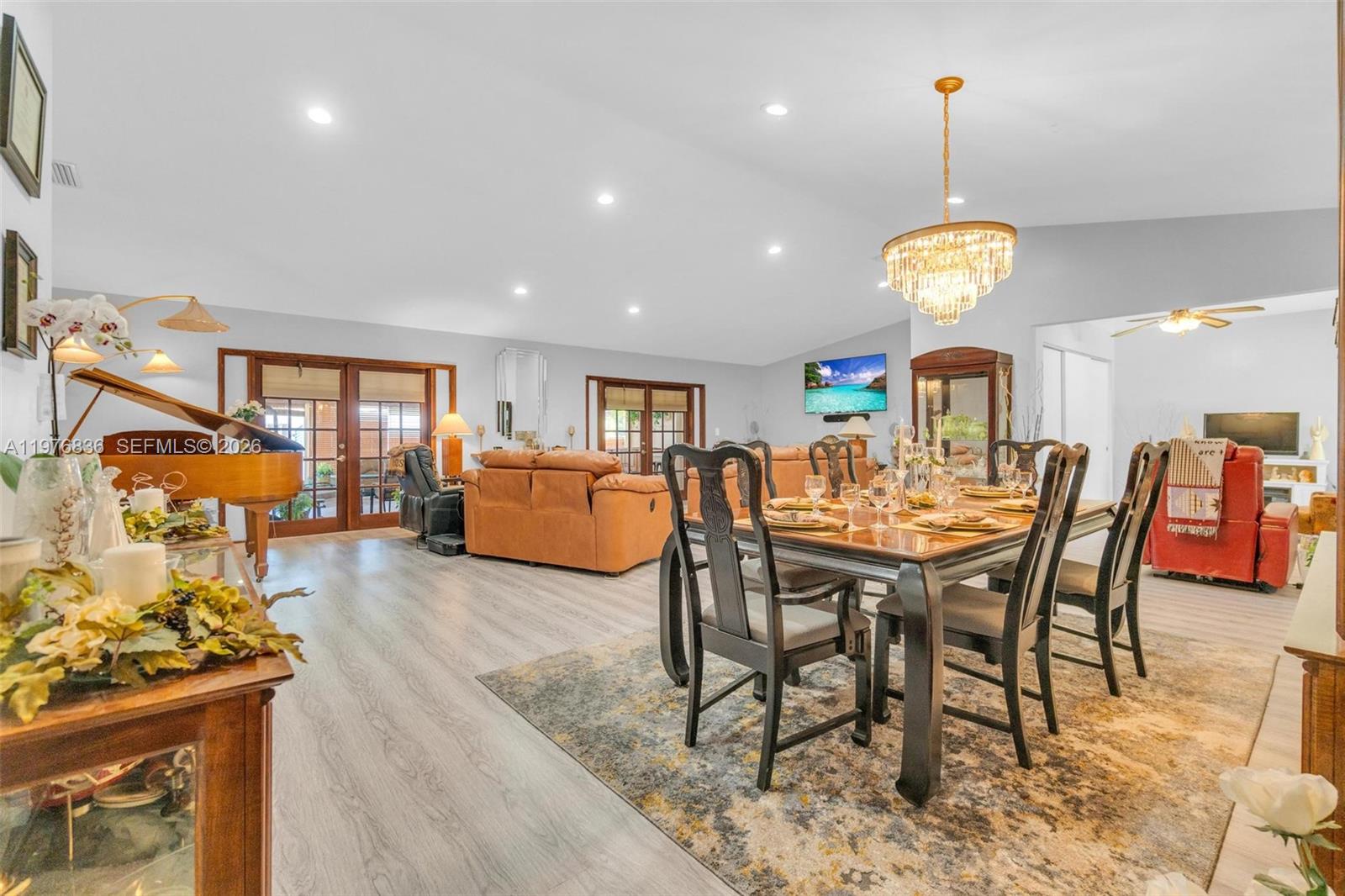 18201 SW 87th Ave Palmetto Bay, FL 33157