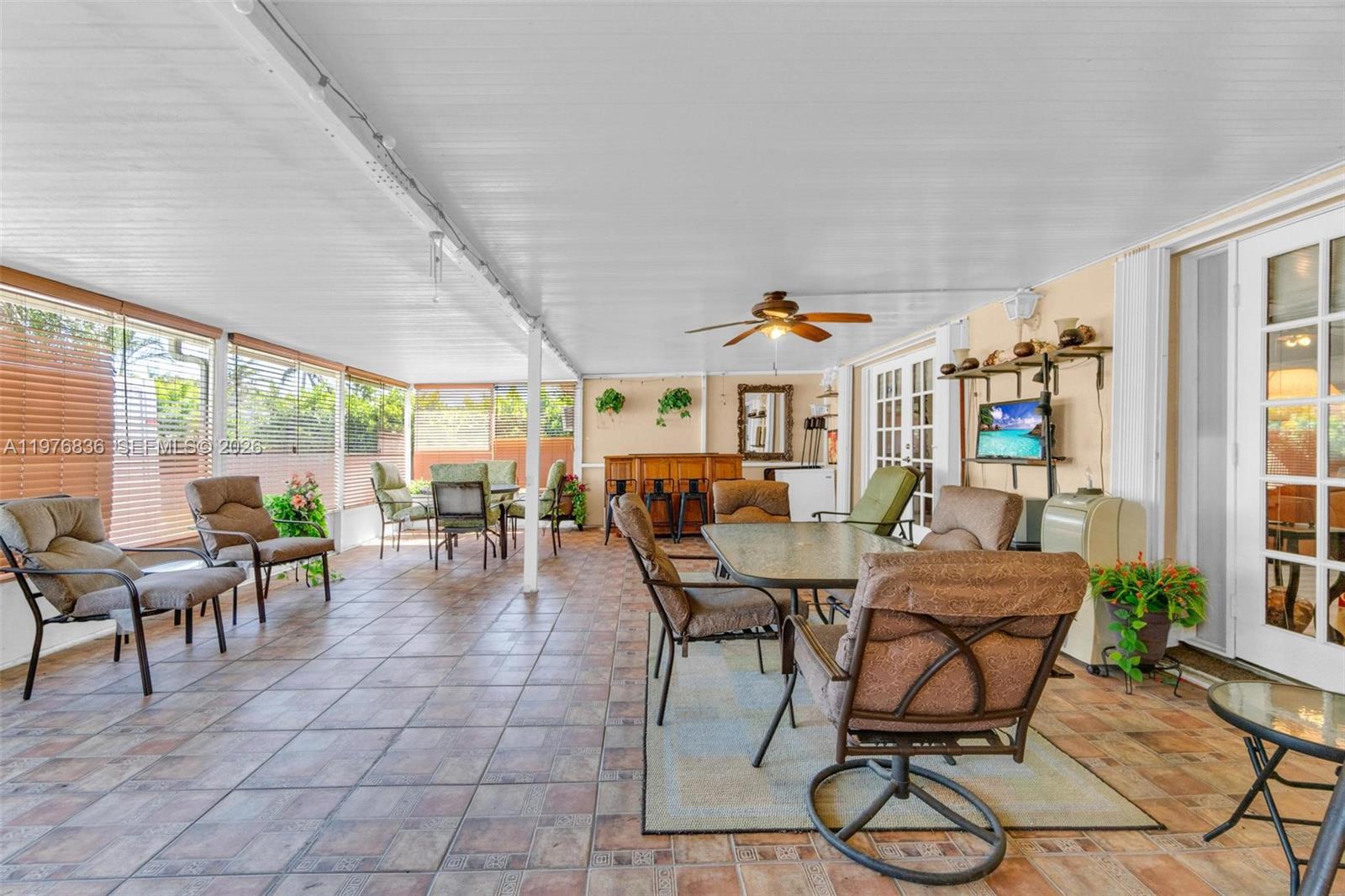 18201 SW 87th Ave Palmetto Bay, FL 33157