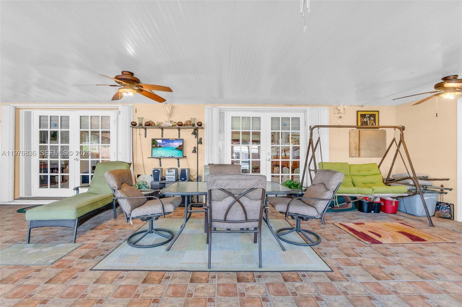 18201 SW 87th Ave Palmetto Bay, FL 33157