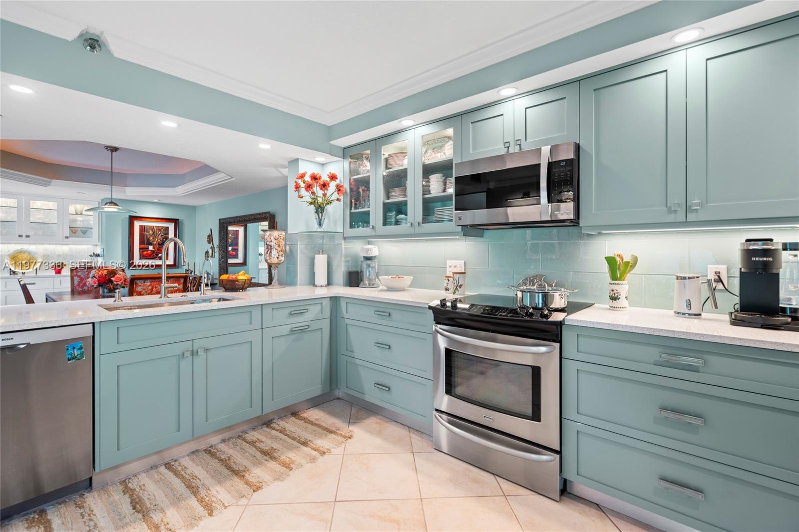 19670 Beach Rd #PHA4 Tequesta, FL 33469