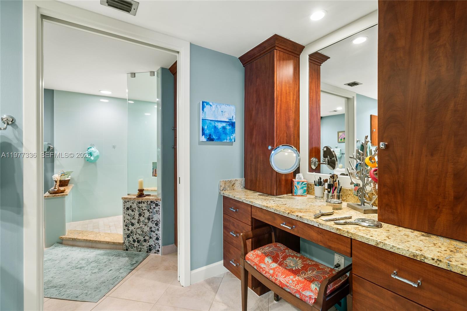 19670 Beach Rd #PHA4 Tequesta, FL 33469