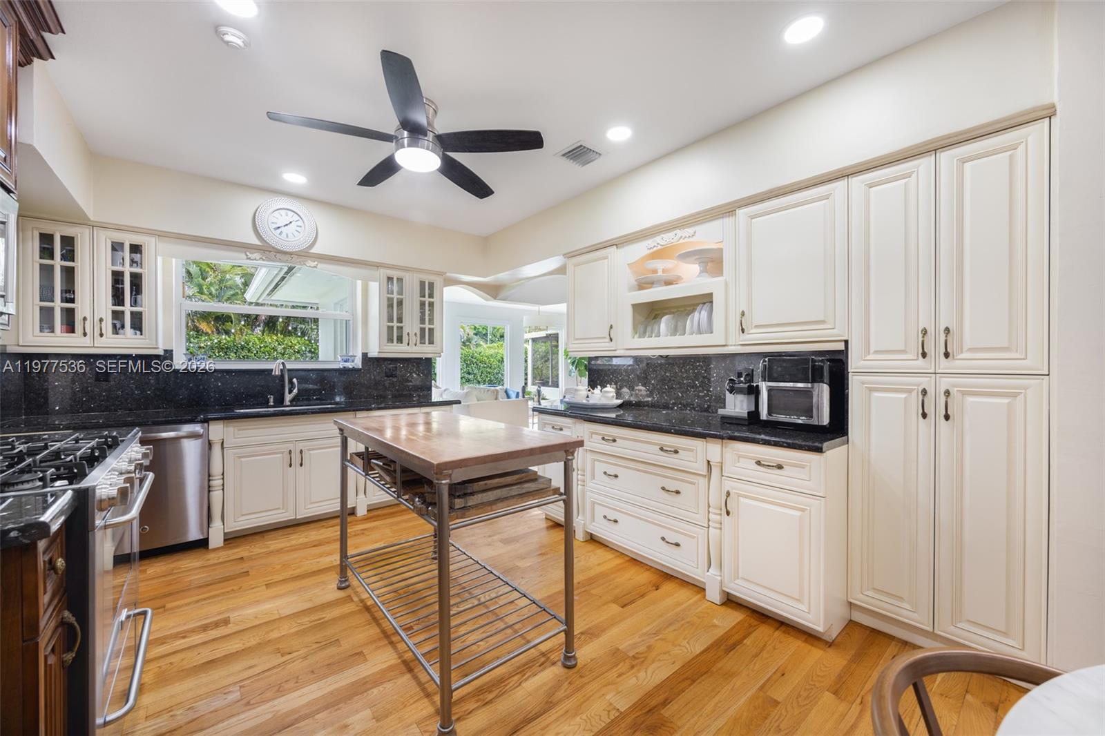 575 NE 97th St Miami Shores, FL 33138